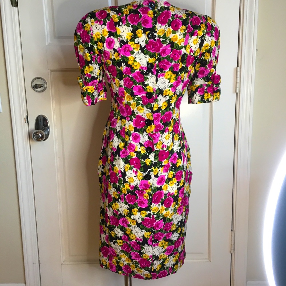 Vintage Albert Nipon Floral Silk Dress short sleeves 4 Pink Black Yellow White - Picture 2 of 6